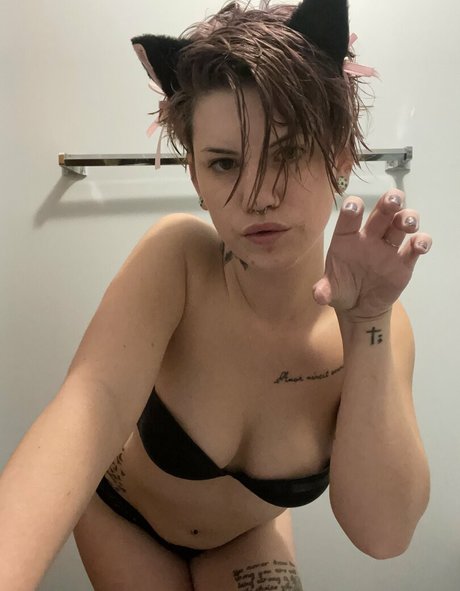 nicolelow94 Leaks von Nacktbildern auf OnlyFans