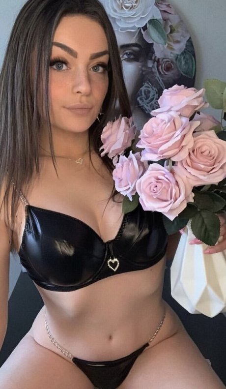 Lorina Nacktbilder von OnlyFans geleakt