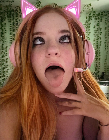 redpandaeyes Kostenlose OnlyFans-Inhalte