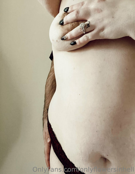 onlyflowersinhell XXX Leak OnlyFans