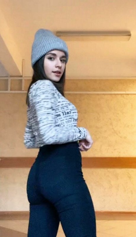 Anny myrrr_ OnlyFans-Bilder