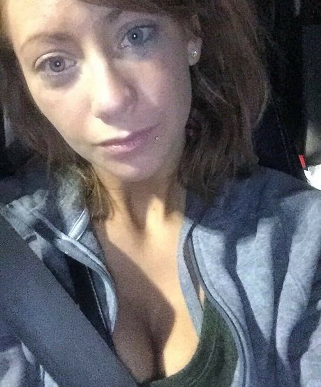 breite onlyfans schöner Porno Foto