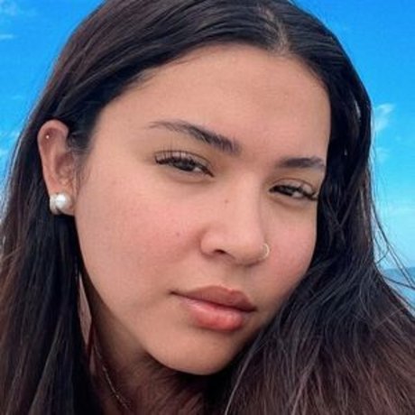 merloanii Leaks von Nacktbildern auf OnlyFans