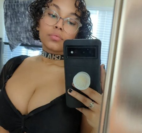 raven of chaos OnlyFans-Leaks