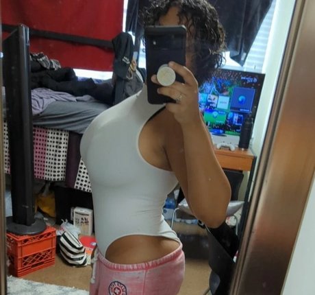 raven of chaos Nacktbilder von OnlyFans geleakt