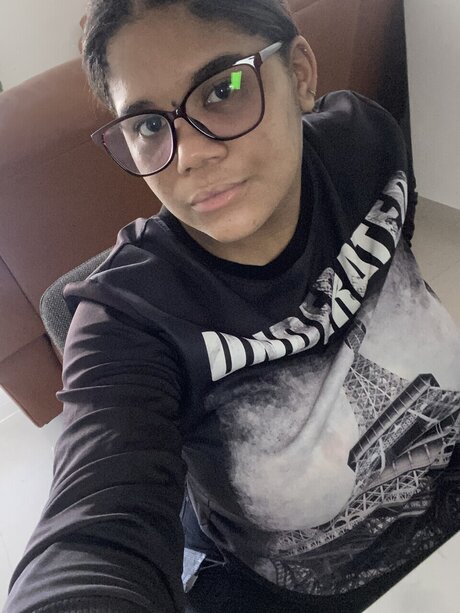 Darelin bueno OnlyFans Lesbisch