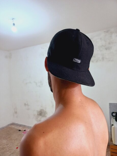 Lucca Dotad o 20_ Nackt