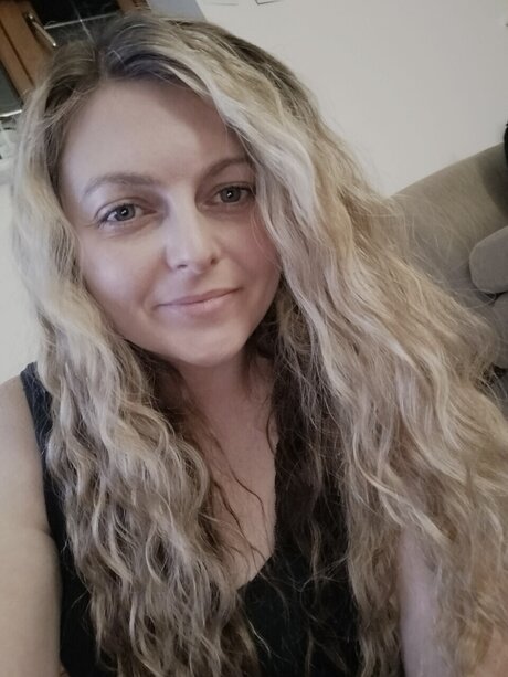 Kizzie Oben ohne OnlyFans