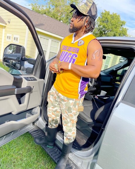 QueDawgsUnite OnlyFans Leak