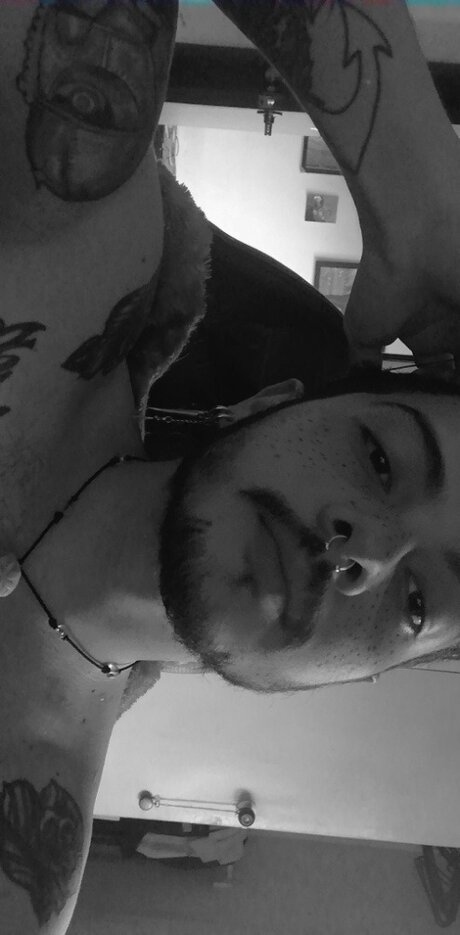 Andres Usuga Gratis OnlyFans Inhalte