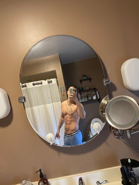 Christopher Barcenas Po OnlyFans