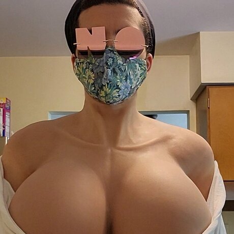 Nemo Krad Nacktbilder von OnlyFans geleakt