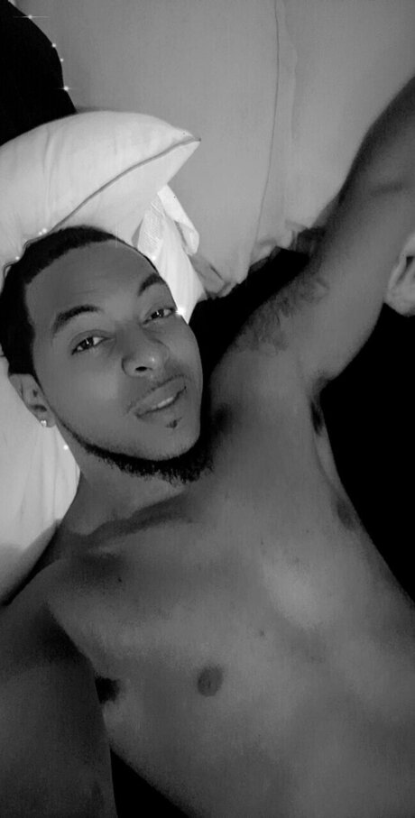 C Lo the genie_ OnlyFans