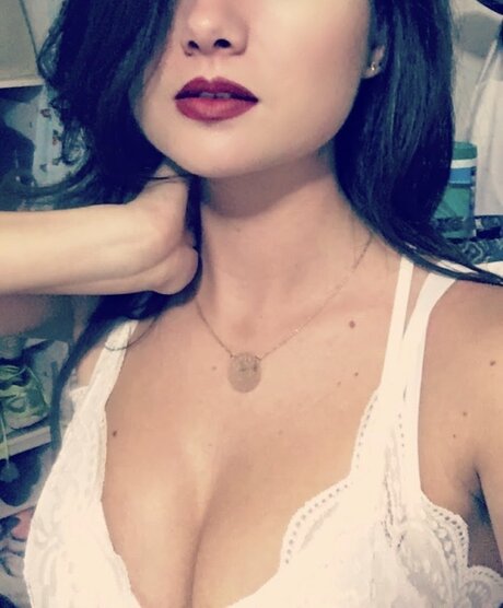 Elaine Cross OnlyFans