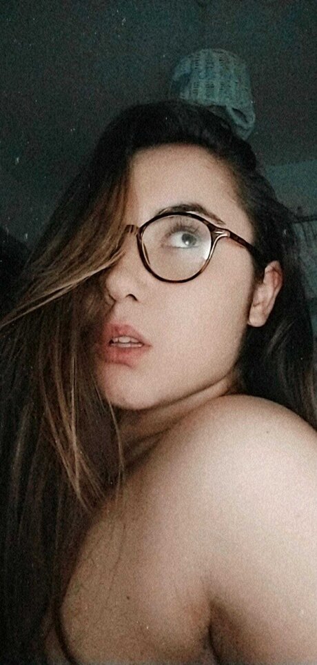 YouBestie OnlyFans Nackt Content