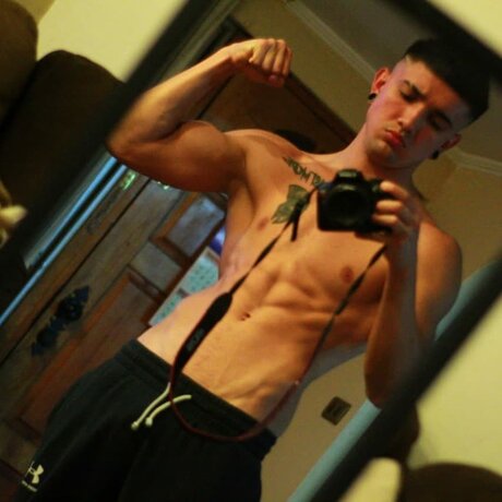 Cesar Moreno OnlyFans Nacktfotos