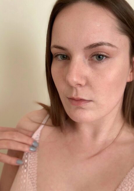 Alison Wilde Nackt auf OnlyFans