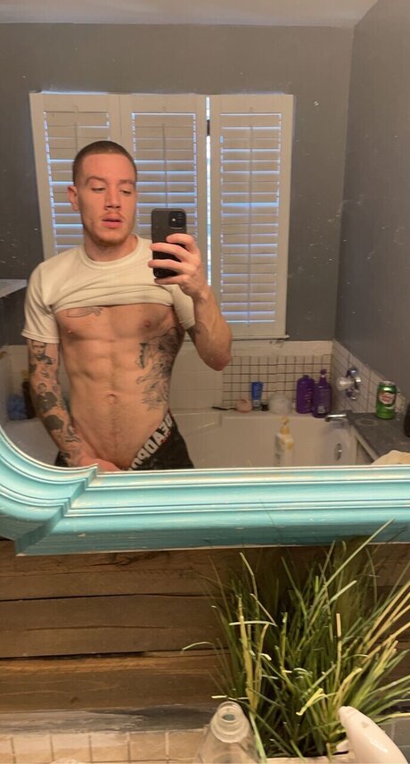 Billyredsfree Nacktbilder von OnlyFans