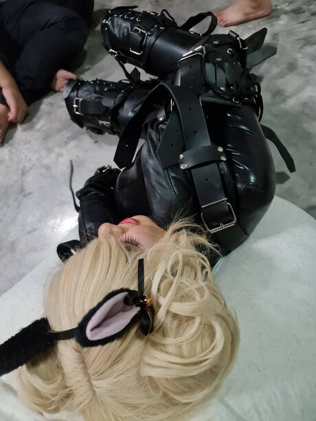 KuroCros OnlyFans Brüste Bild