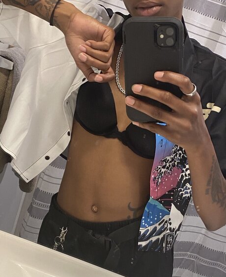 Alliena OnlyFans Leak