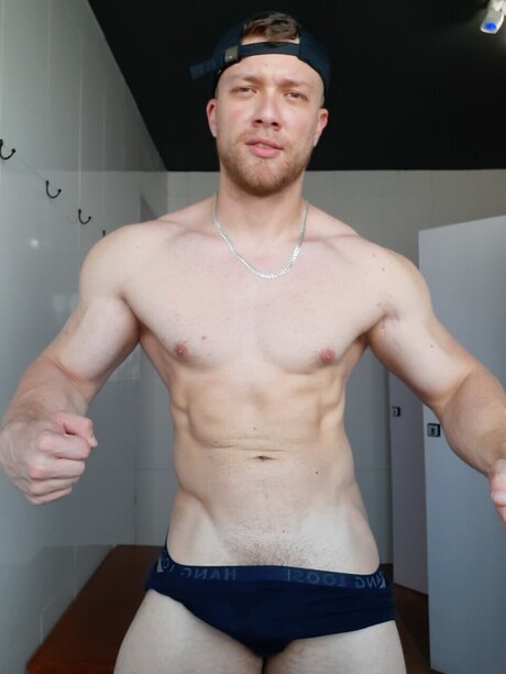 Alem o_ Nackt auf OnlyFans Leaks