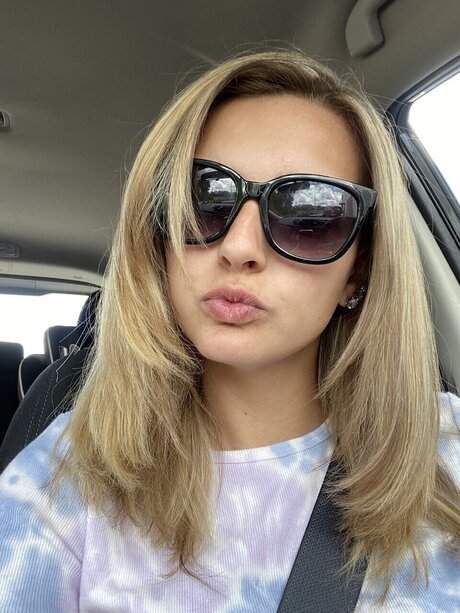 Chloe 22 OnlyFans kostenlos