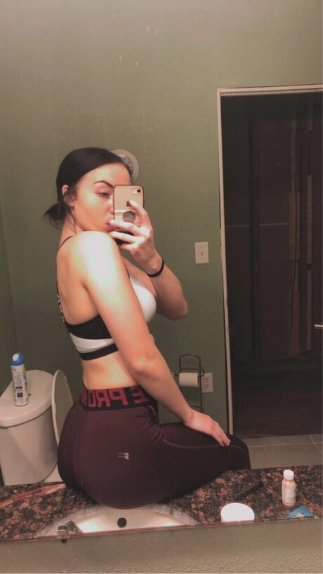 Lustyyygirl Nackt auf OnlyFans Leak