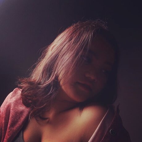 noonabee OnlyFans schlank