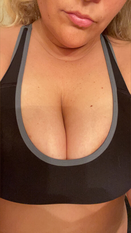 MyONbutton Strip OnlyFans