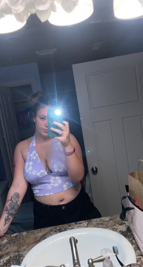 Abbie Leaks von Nacktbildern auf OnlyFans