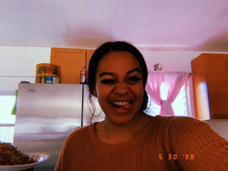 Emmarose Sheffet Nackt OnlyFans