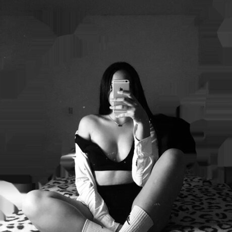 Daniela OnlyFans Brüste Bild