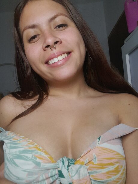 Valentina Bann OnlyFans Lesbisch