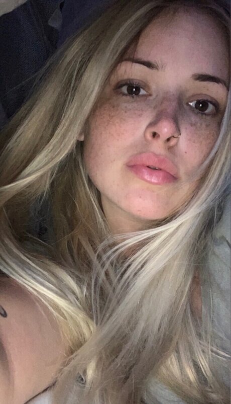 LuckyLilly OnlyFans Pornografie gratis