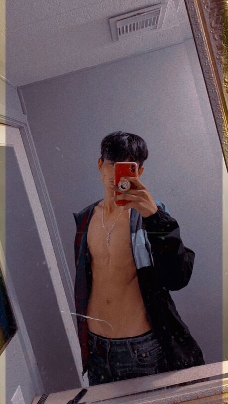 Esteban OnlyFans geleakte Brüste