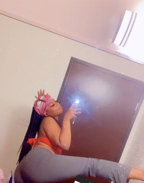 Carameldipped OnlyFans Nacktbilder