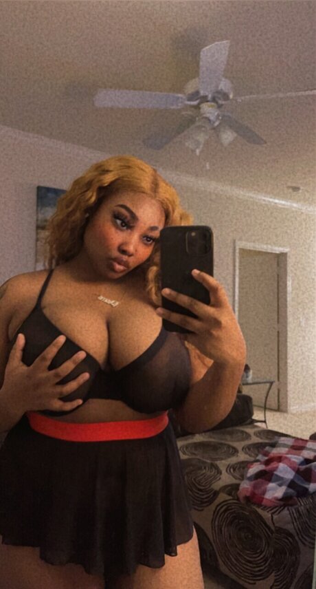 Chanelle Nacktbilder von OnlyFans geleakt