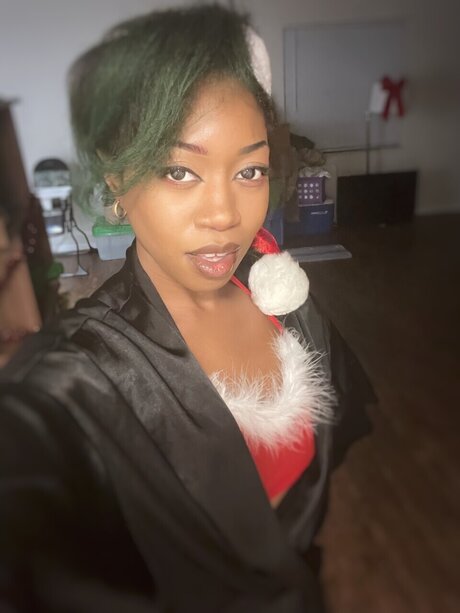 Tsumnii OnlyFans Bilder