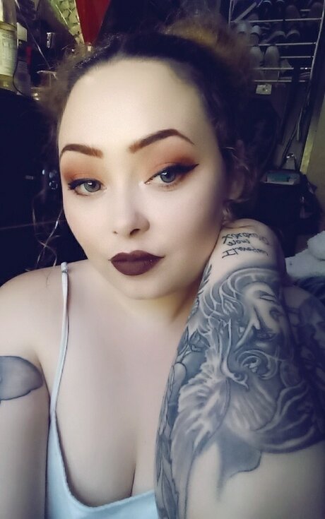 Mamas Nacktbilder von OnlyFans geleakt