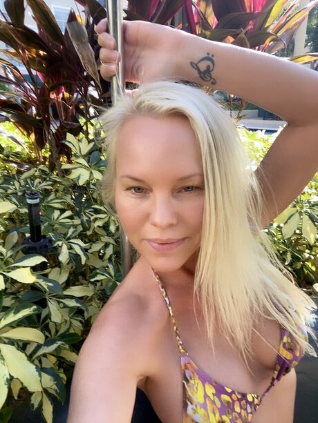 November Reighn OnlyFans geleakt