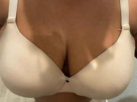 Alena Desire OnlyFans Sextape geleakt