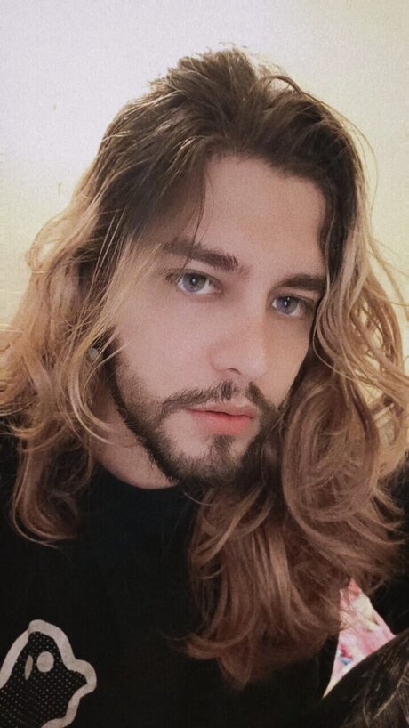 Dave V lkov OnlyFans-Bild