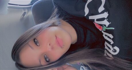 nathalija_ OnlyFans-Creator