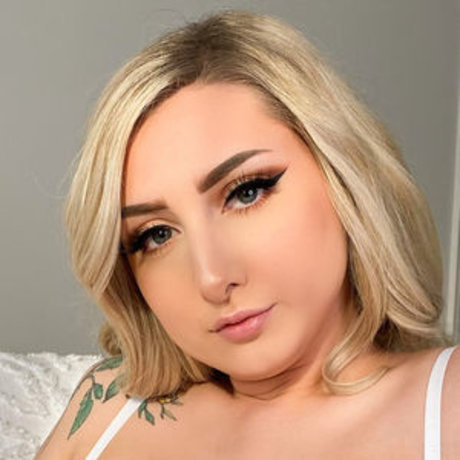 Sarah Anne Tea Heiße OnlyFans Inhalte