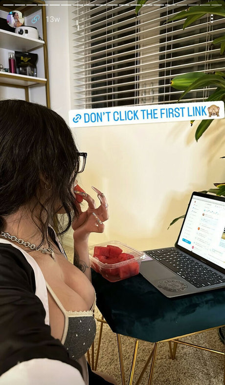 Savannah Sixx OnlyFans Nacktbilder geleakt