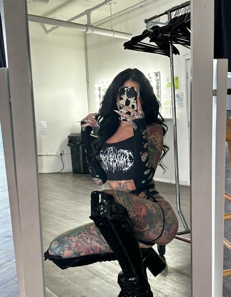 Angela Mazzanti OnlyFans Nacktbilder