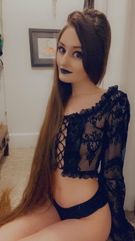 _elaine arbor OnlyFans