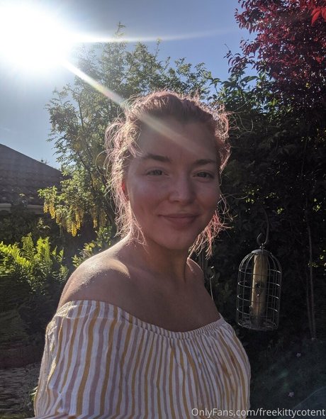 freekittycontent OnlyFans Nacktbilder