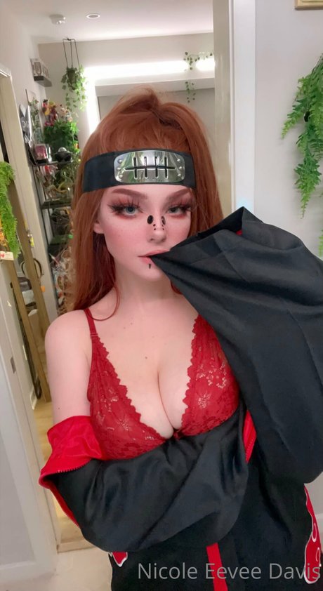 Eevee Davis OnlyFans Nacktfotos