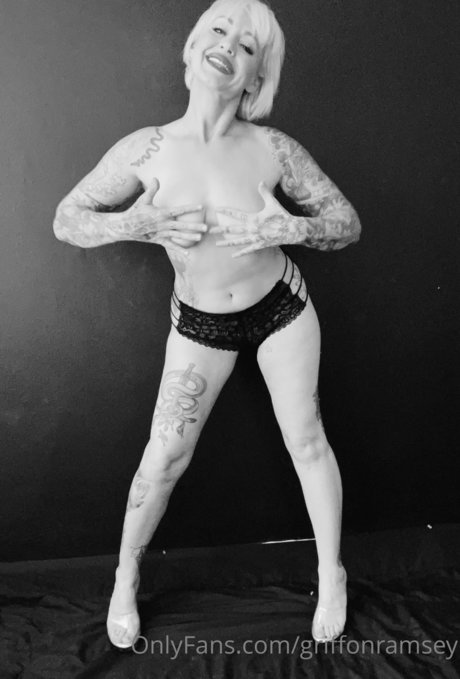 Griffon Ramsey Auf OnlyFans